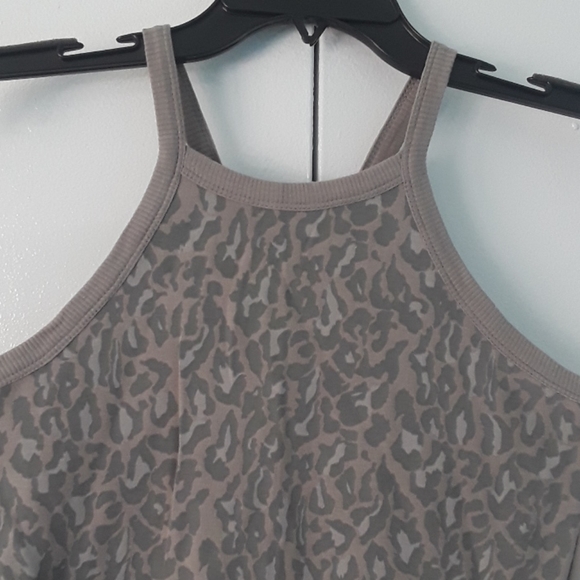 Tank top. New/ not worn, but no tags. - Picture 3 of 3